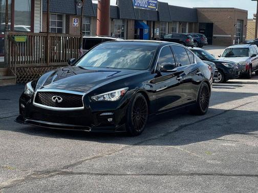 2015 INFINITI Q50 Sport