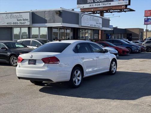 2015 Volkswagen Passat 1.8T Limited Edition
