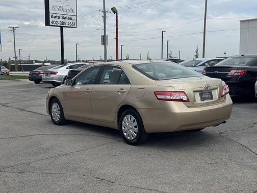 2011 Toyota Camry LE