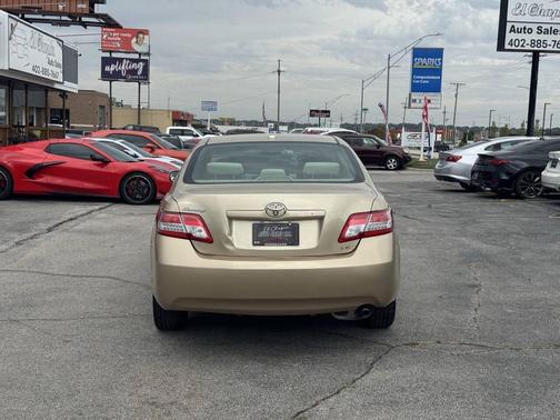 2011 Toyota Camry LE