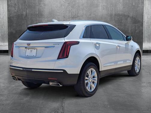 2025 Cadillac XT5 Luxury