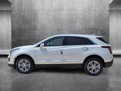 2025 Cadillac XT5 Luxury