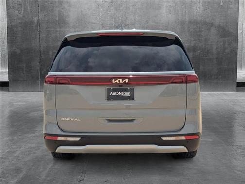 2023 Kia Carnival EX