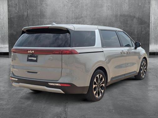 2023 Kia Carnival EX