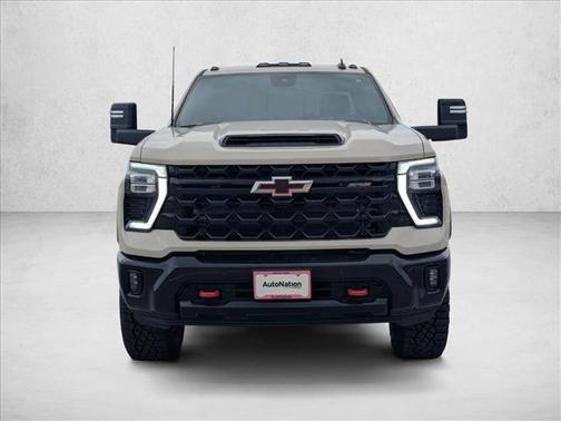 White Sands 2026 Chevrolet Silverado 2500 Crew Cab, Standard Bed, XR2, 4WD