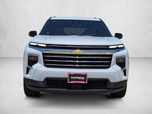 Polar White Tricoat 2026 Chevrolet Traverse LT
