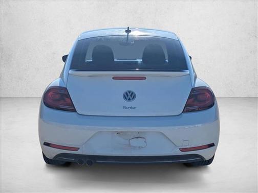2019 Volkswagen Beetle 2.0T SE