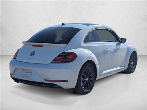 2019 Volkswagen Beetle 2.0T SE