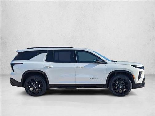 Summit White 2024 Chevrolet Traverse RS