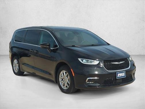 2025 Chrysler Pacifica L