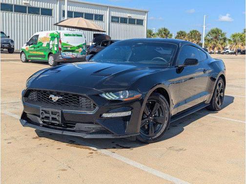 2022 Ford Mustang EcoBoost
