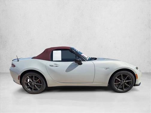 2018 Mazda MX-5 Miata Club