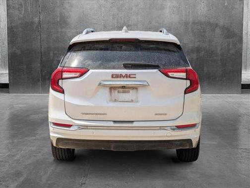 2022 GMC Terrain Denali