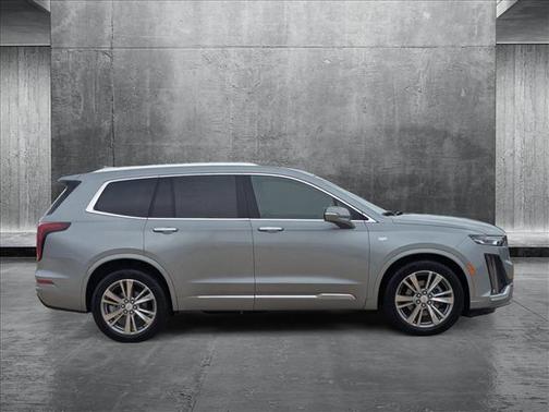 2024 Cadillac XT6 Premium Luxury FWD