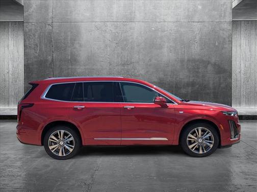 2022 Cadillac XT6 Premium Luxury FWD