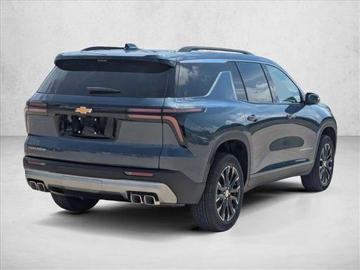 Lakeshore Blue Metallic 2026 Chevrolet Traverse LT