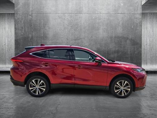 2022 Toyota Venza LE