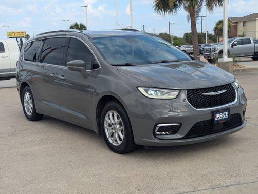 2021 Chrysler Pacifica Touring L