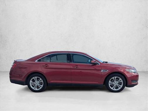 Ruby Red Metallic Tinted Clearcoat 2018 Ford Taurus SEL