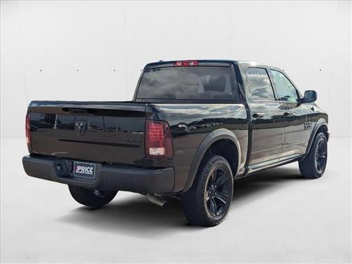 2024 RAM 1500 Classic Warlock Crew Cab 4x4 5'7' Box