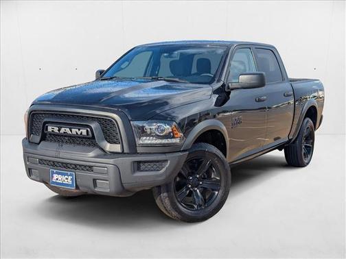 2024 RAM 1500 Classic Warlock Crew Cab 4x4 5'7' Box