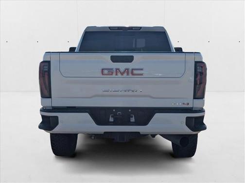 2024 GMC Sierra 2500 AT4