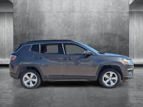 2017 Jeep New Compass Latitude