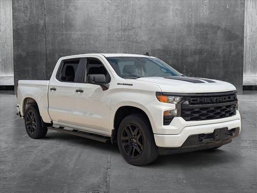 2022 Chevrolet Silverado 1500 Custom