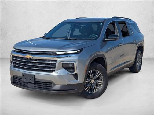 2024 Chevrolet Traverse LT
