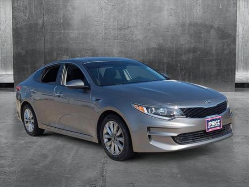 2017 Kia Optima LX