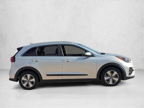 2020 Kia Niro LX