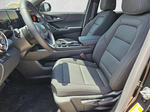 Mosaic Black Metallic 2027 Chevrolet Equinox 1LT