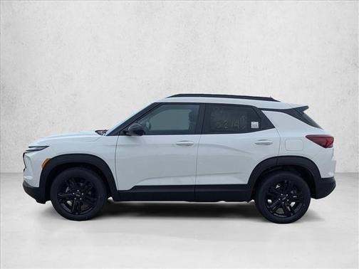 Summit White 2026 Chevrolet Trailblazer LT