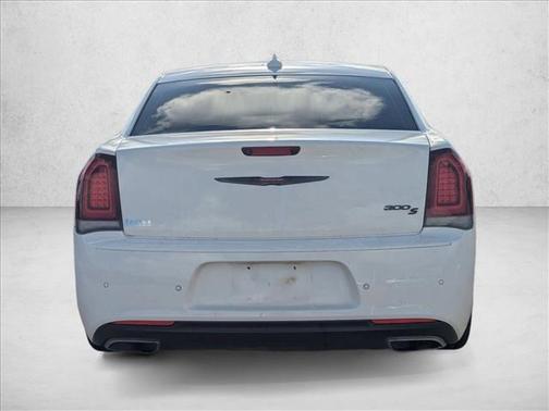2022 Chrysler 300 S