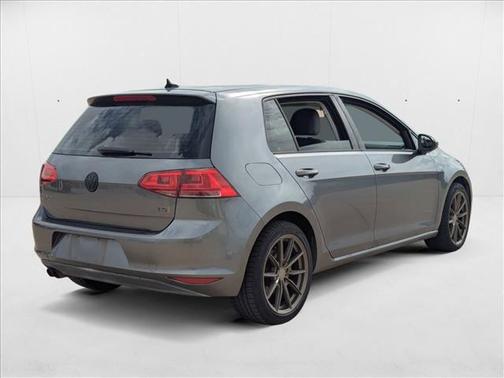 2015 Volkswagen Golf Auto TSI S