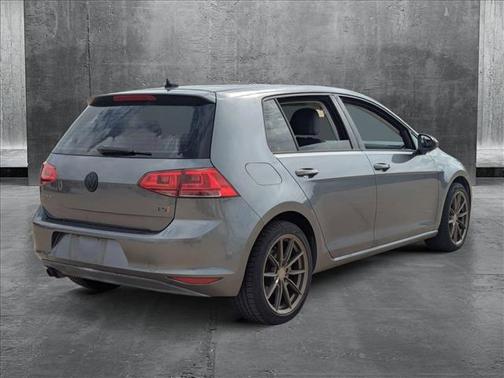 2015 Volkswagen Golf Auto TSI S