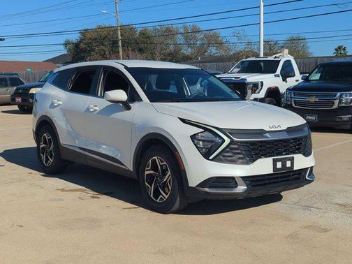 2023 Kia Sportage LX