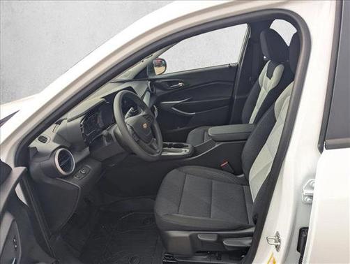 Summit White 2026 Chevrolet Trax LS
