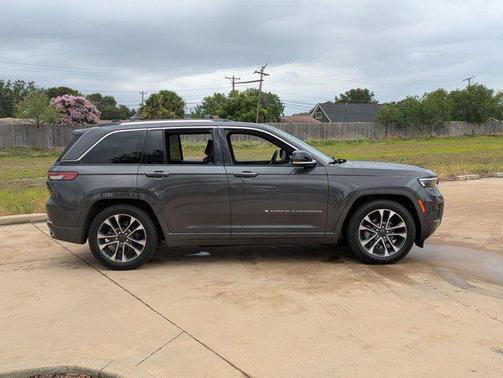 2023 Jeep Grand Cherokee Overland