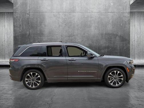 2023 Jeep Grand Cherokee Overland