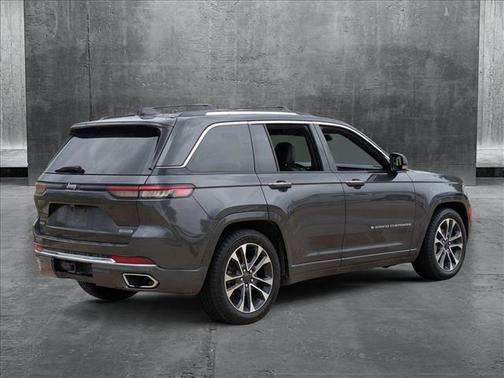 2023 Jeep Grand Cherokee Overland