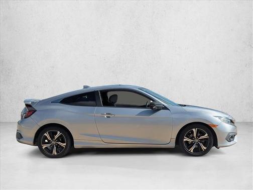 2017 Honda Civic Touring