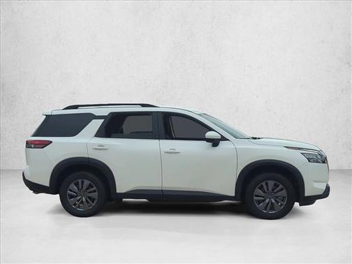 2025 Nissan Pathfinder SV FWD