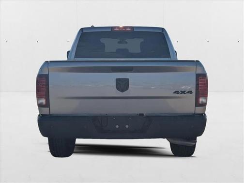 2024 RAM 1500 Classic Warlock Crew Cab 4x4 5'7' Box
