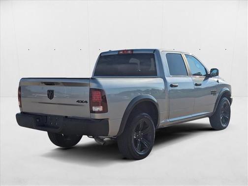 2024 RAM 1500 Classic Warlock Crew Cab 4x4 5'7' Box