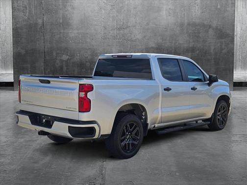 2022 Chevrolet Silverado 1500 Custom