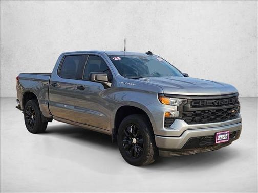 Sterling Gray Metallic 2025 Chevrolet Silverado 1500 Custom