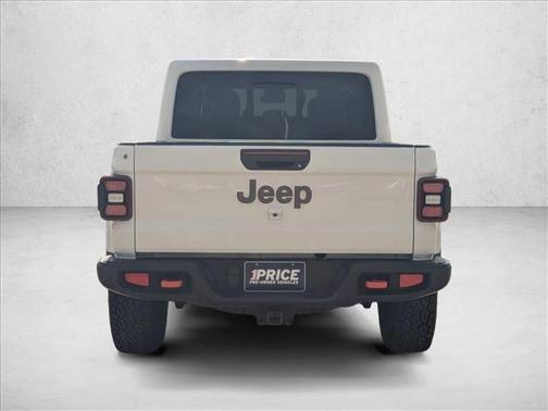 Bright White Clearcoat 2021 Jeep Gladiator Mojave 4x4