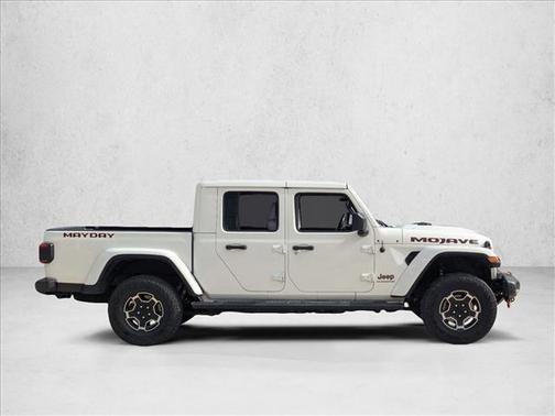 Bright White Clearcoat 2021 Jeep Gladiator Mojave 4x4