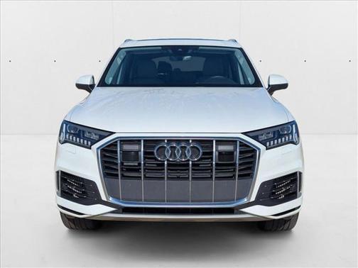 2024 Audi Q7 55 Premium Plus